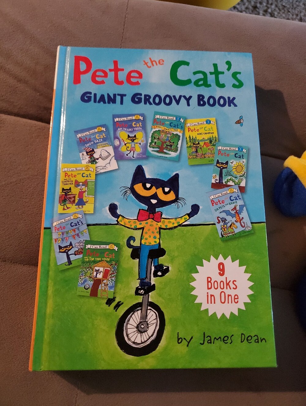 Pete The Cat's Giant Groovy 9 Story Book
